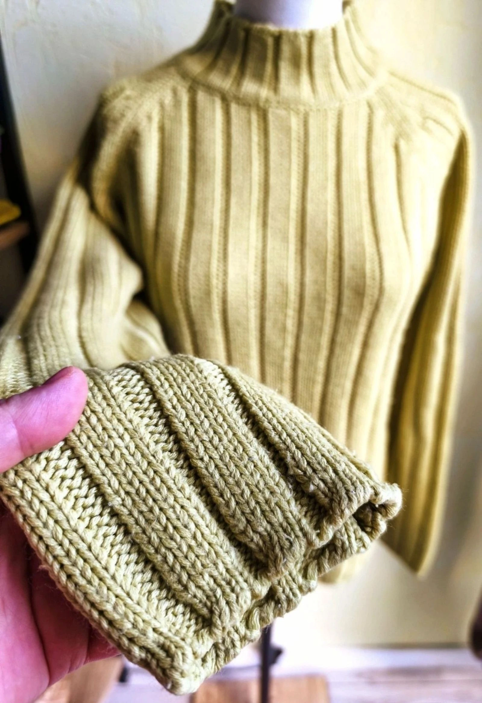 Lime green high neck ribbed knit sweater – photo 4